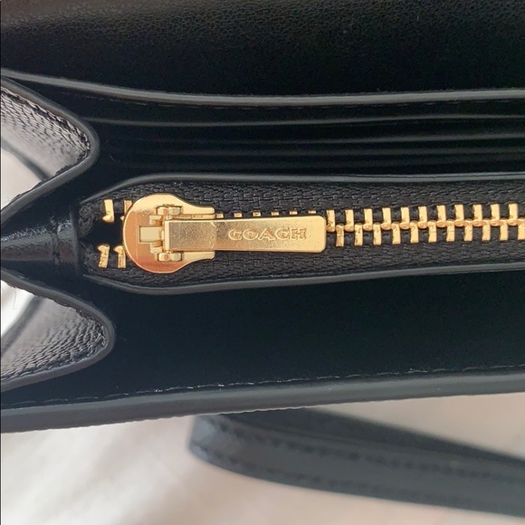 Coach Caviar Quilted Wallet on Chain Crossbody - Picture 14 of 16